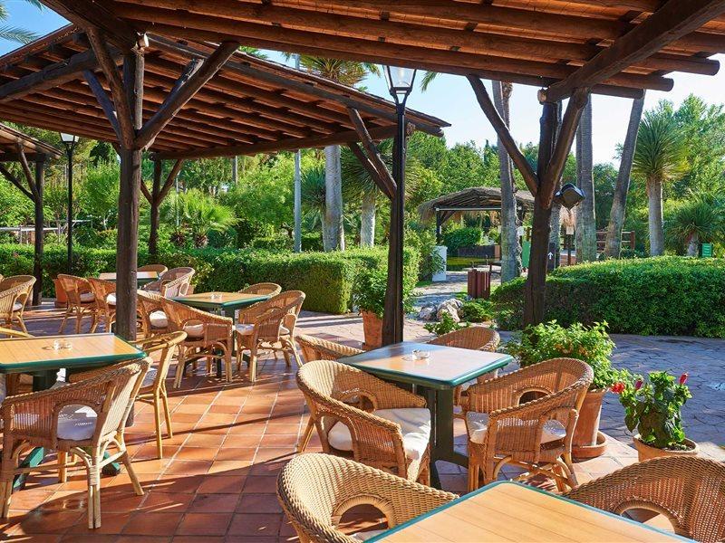 Protur Safari Park Aparthotel